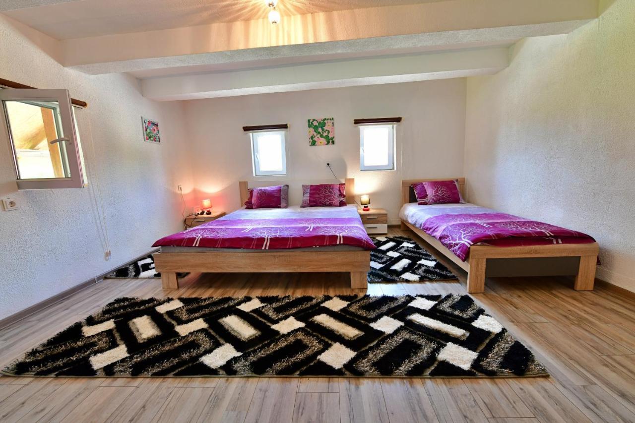 House Luna Rakovica Εξωτερικό φωτογραφία